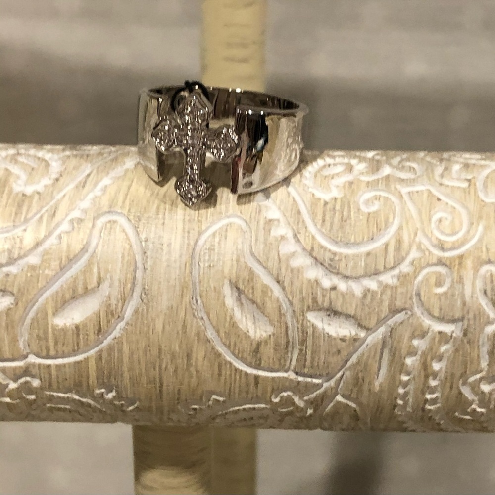 Premier Designs Devotion Ring